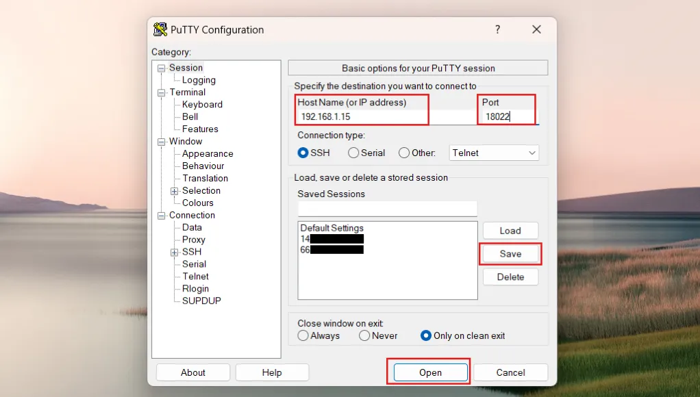 PuTTY 配置界面：填写 IP、端口并保存会话